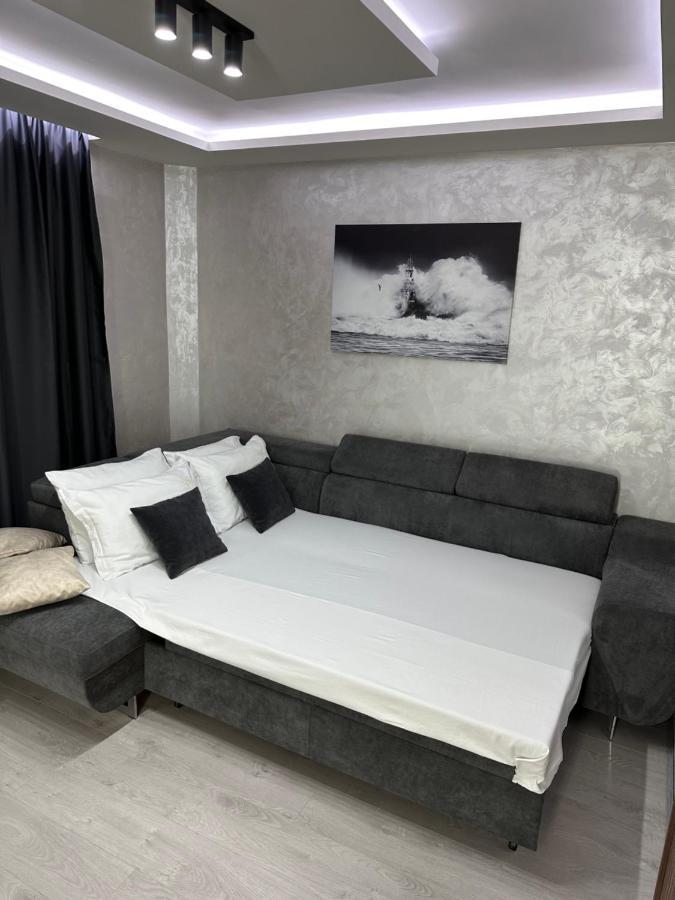 Елегантен Двустаен Апартамент Four Seasons Burgas Exteriör bild