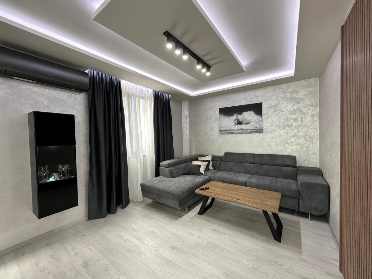 Елегантен Двустаен Апартамент Four Seasons Burgas Exteriör bild