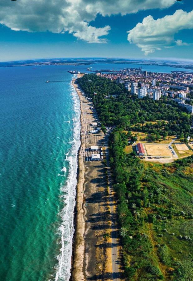 Елегантен Двустаен Апартамент Four Seasons Burgas Exteriör bild